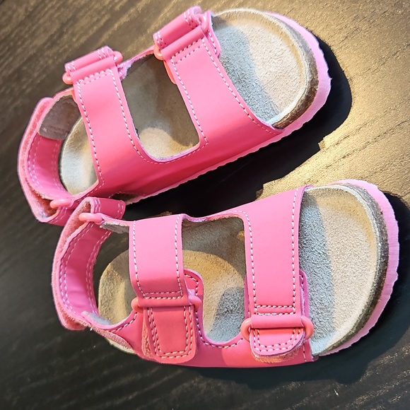 *PM Editor's Pick* AS NEW infant size 6 M&S pink velcro sandals, summer shoes - Picture 7 of 12